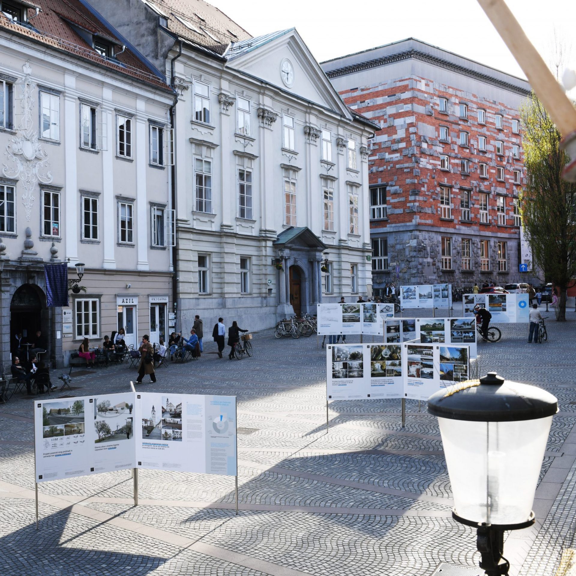 12 let natečajev na Novem trgu do 6.05.2022